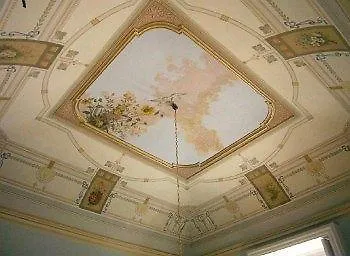 Spadaccini بيت ضيافة كاتانيا